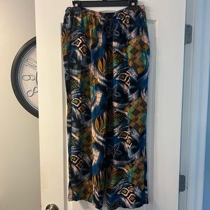Batik Keris 100% Viscose pullon  boho pants size L